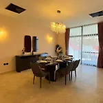 Exquisite 5-Br Paradise In Al Danah