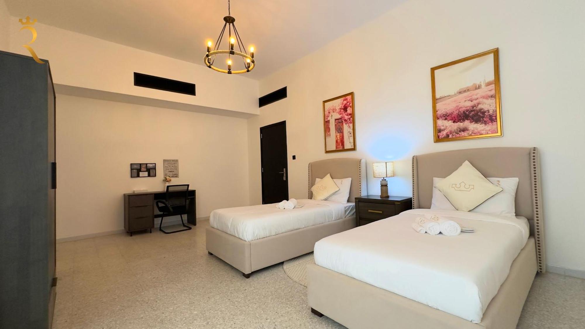Exquisite 5-br Paradise In Al Danah