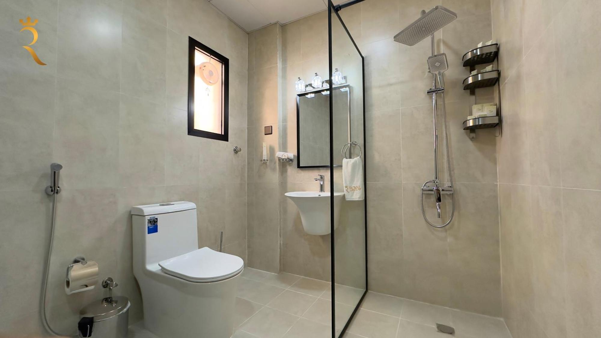 Exquisite 5-br Paradise In Al Danah Apartment Abu Dhabi